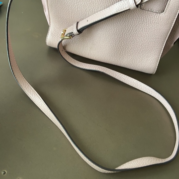 MICHAEL Michael Kors Cross Body - Picture 4 of 5